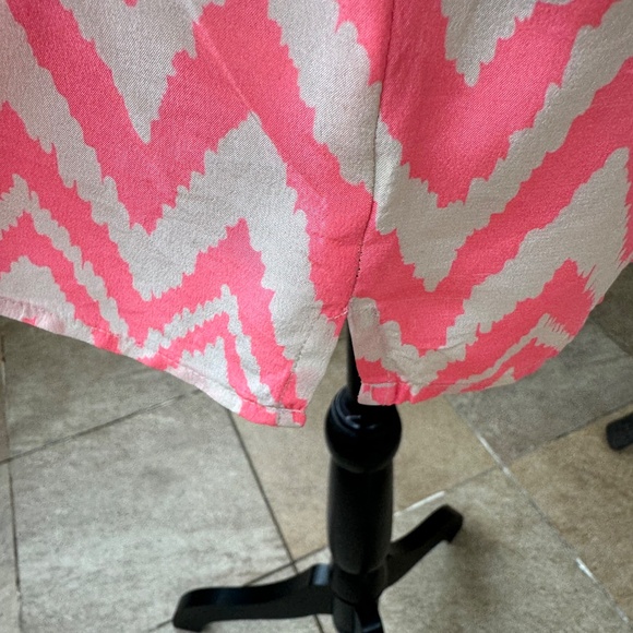 Lilly Pulitzer Elsa Silk Top - Size M - Picture 11 of 11